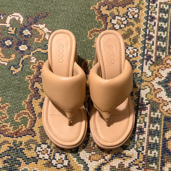 ECCO Women's LX55 Thong Sandals - NWOT - Picture 3 of 5
